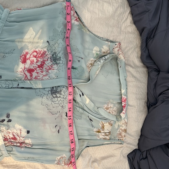 Dress - Picture 11 of 12